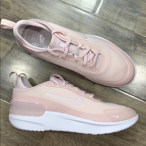 WMNS NIKE AMIXA barely rose-white - Picture 7 of 16